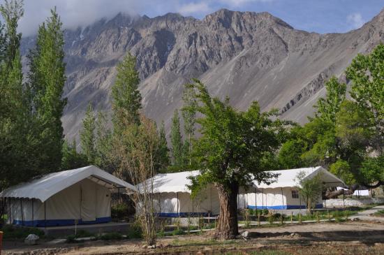 Apple Nubra Cottage facilities