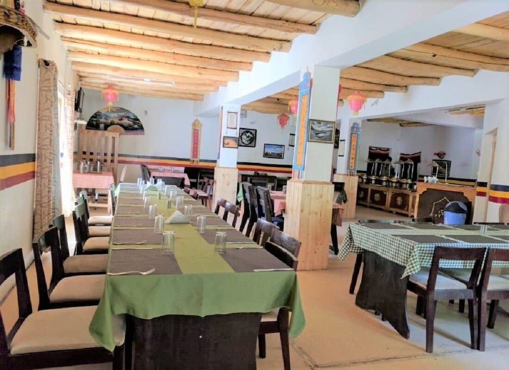 Apple Nubra - Restaurant Area